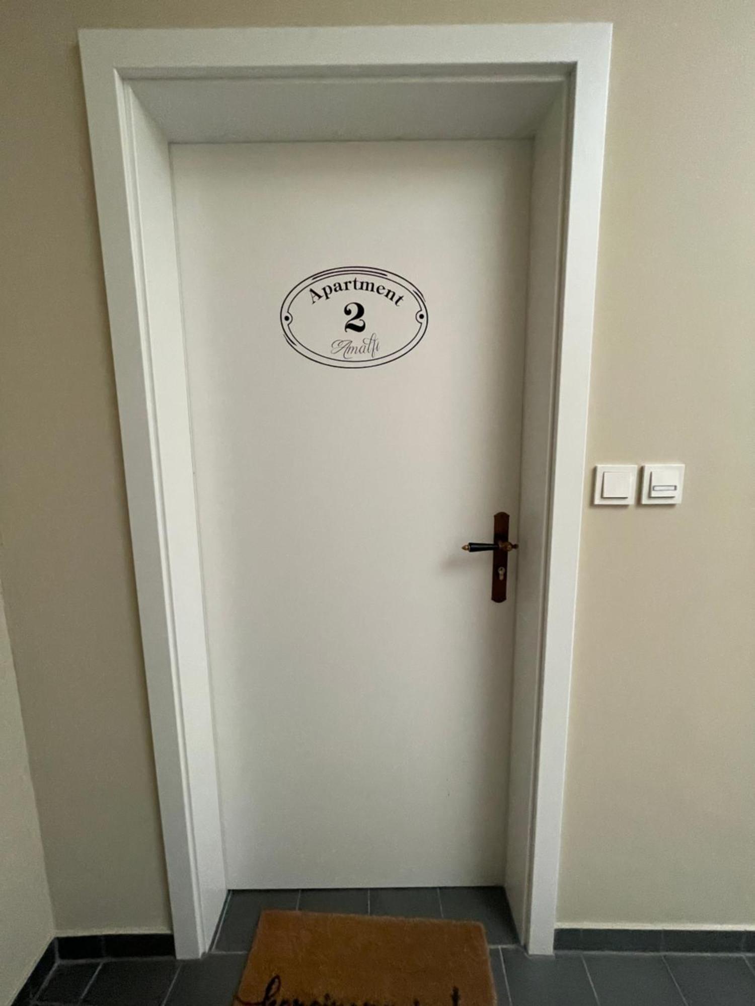 Luxus Lindenhof Apartments Zetel Pokoj fotografie